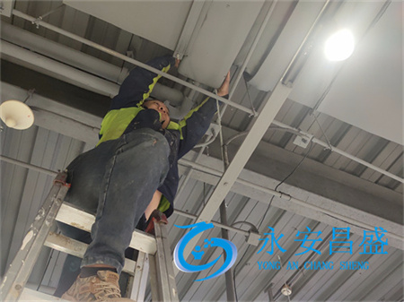 中央空調通風(fēng)管道清洗