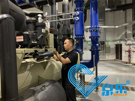 中央空調(diào)不制冷換氟利昂 壓縮機故障維修 專業(yè)團隊上門檢測