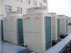 <b>三菱中央空調濾網(wǎng)拆卸清洗</b>