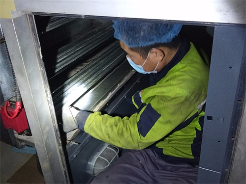 化工廠(chǎng)中央空調修理