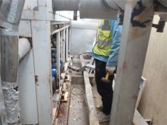 <b>永安昌盛工廠(chǎng)水冷機組水箱漏水維修處理案例</b>