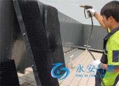<b>餐廳中央空調風(fēng)機盤(pán)管清洗維護的重要性 為您的飯店打造舒適健康就餐環(huán)境</b>
