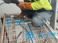 <b>上海工廠(chǎng)制冷機組有效維保 保持中央空調高效運行</b>